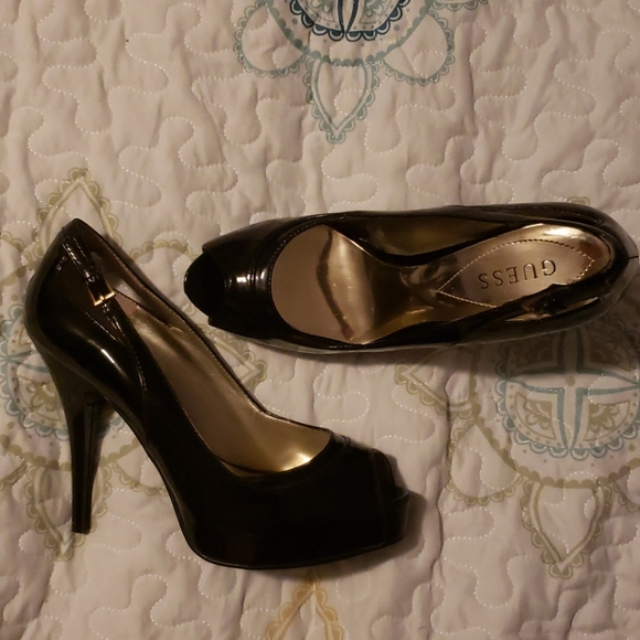 Guess Shoes - ⚡(2/$30)⚡ GUESS platform stilettos sz 8